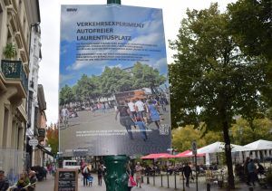 In Wuppertal findet bis 28.2.22 eine Online-Befragung zum Laurentiusplatz statt. Dort findet seit Oktober ein autofreier Verkehrsversuch statt.